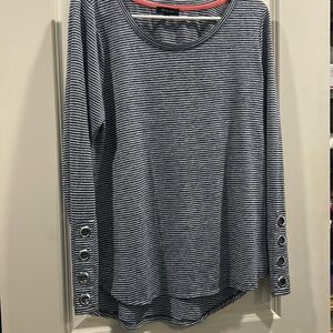 Verve Ami Striped Tee long sleeves eyelet applique rayon blend hi/lo stretchy L
